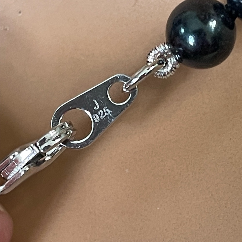 NIB❗️FINAL PRICE❗️Danbury Mint  Black Pearl Necklace With Free Matching Earrings - Picture 7 of 11